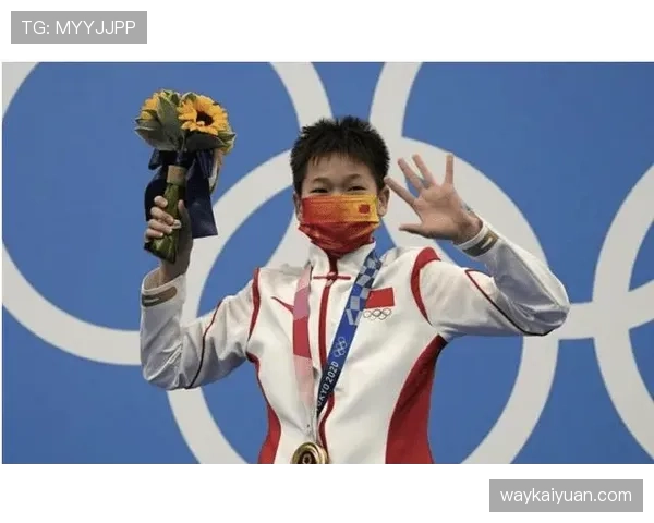 全红婵偷偷吃辣条被教练抓包，这届奥运冠军管不住嘴？