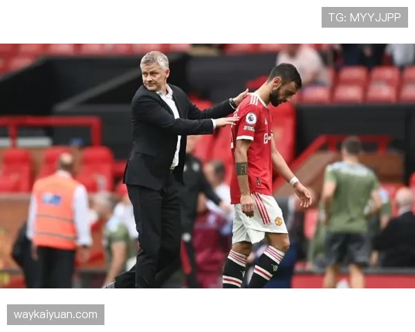 卡马文加与赖斯：防守覆盖范围与拦截效率的机制差异